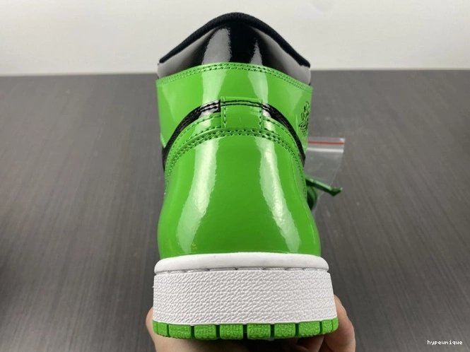 HYPE Jordan 555088-030 Air Green 1 High OG Pine 0712